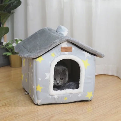 Warm Closed Purr House